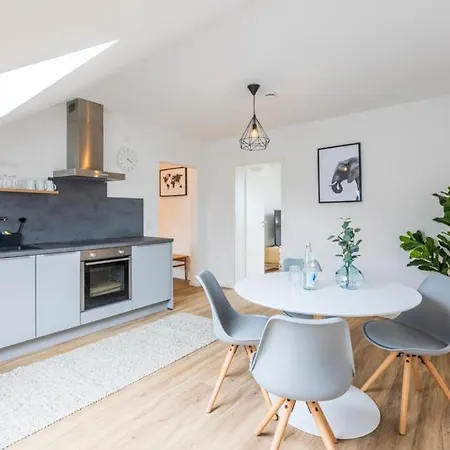 Glueck Auf Kaiserstrasse Muelheim Apartment